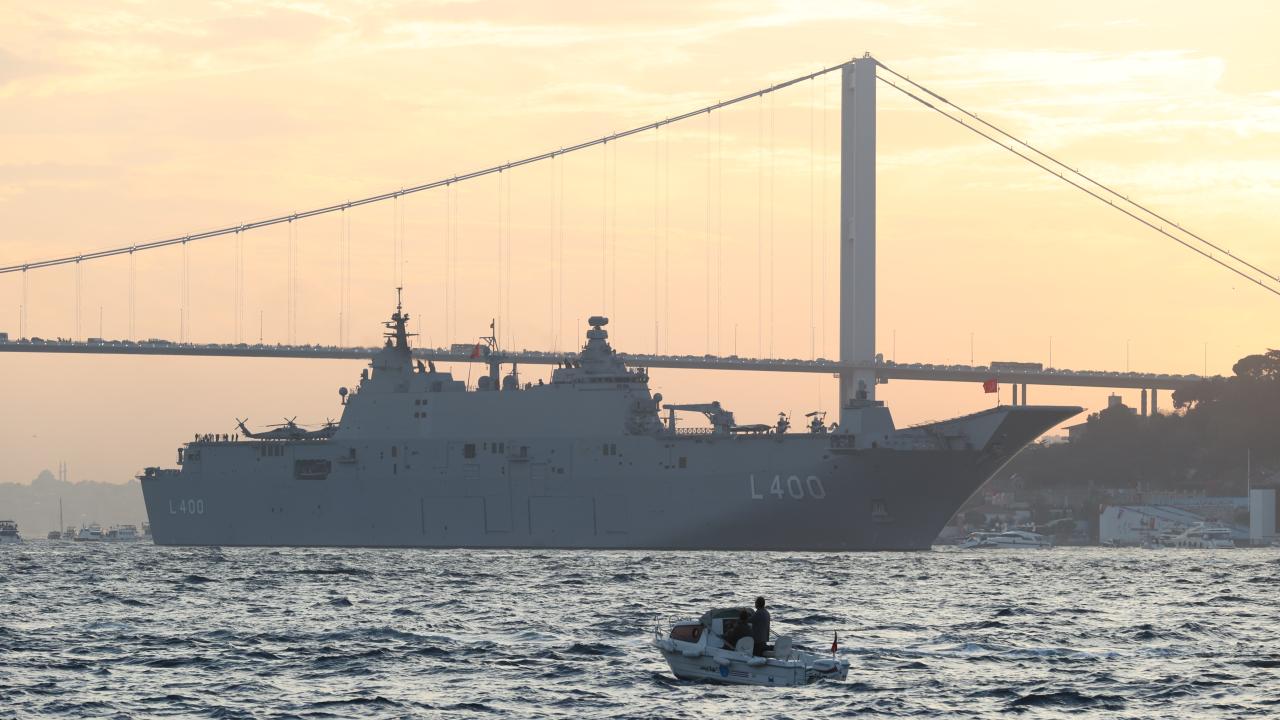 Türkiye'nin gururu TCG Anadolu 'Zafer Yolculuğu'na çıktı