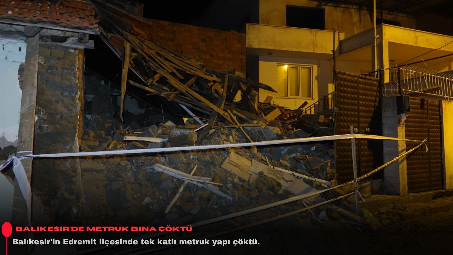 Balıkesir'de metruk bina çöktü