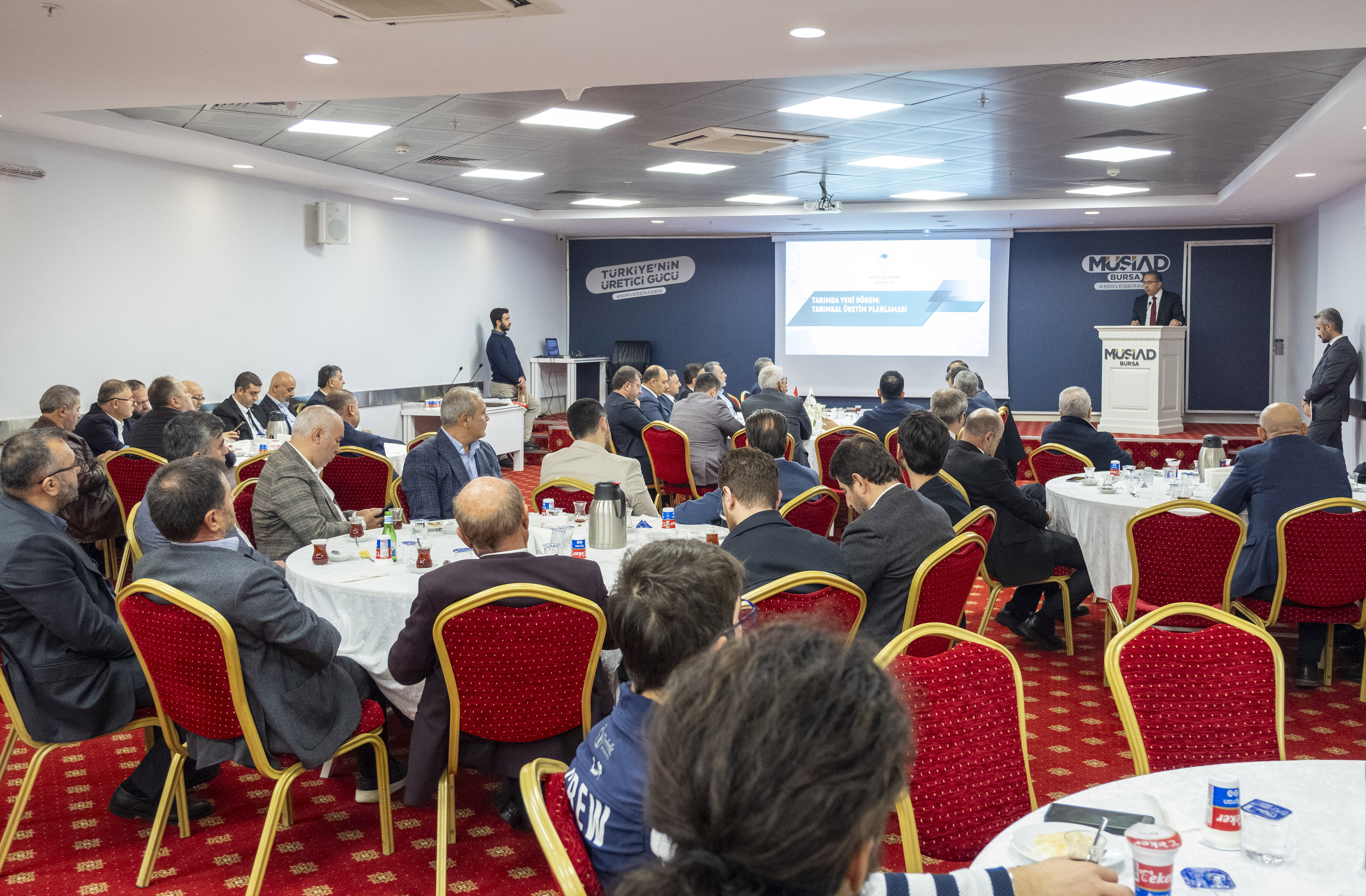 Müsi̇ad Bursa’da Tarim Vi̇zyonu Ve Gida Güvenli̇ği̇ Konuşuldu 2-1
