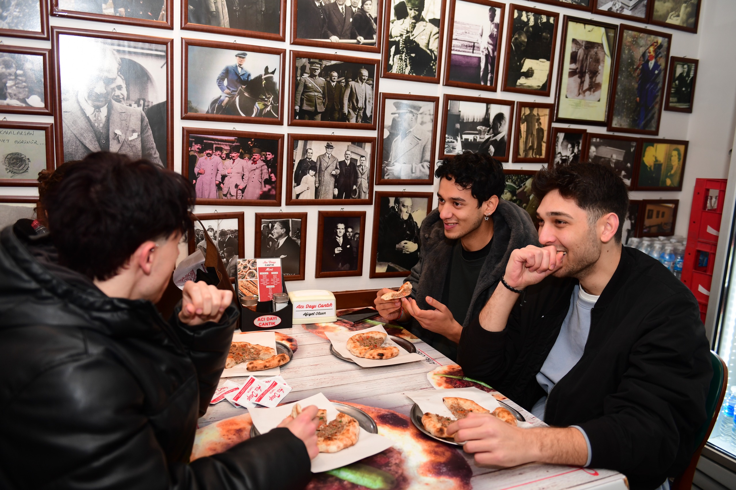 6944Eacb80Cd5577030409-1