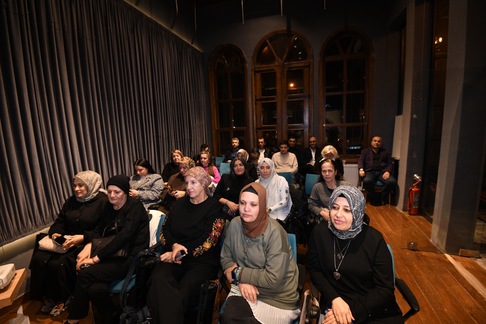 6948E148E256E610271338