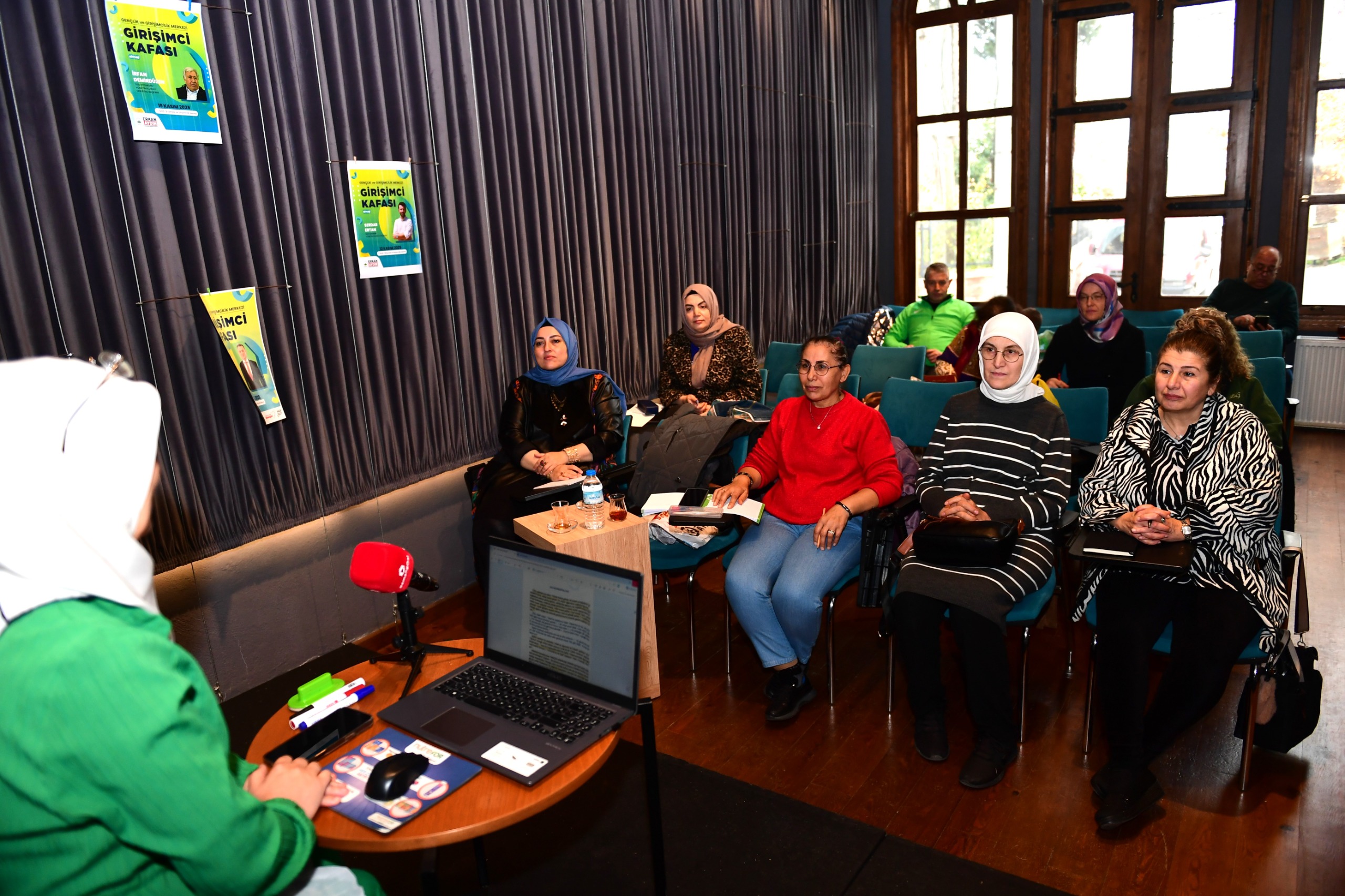 694Ccff6Cc730812245037