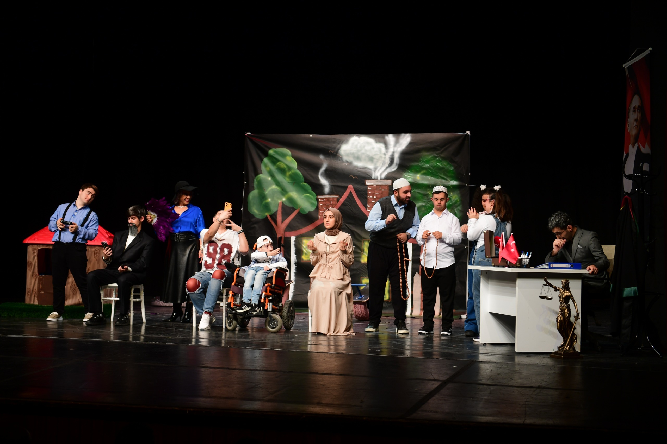 'Miras Değil Mübarek' Tiyatro (15)