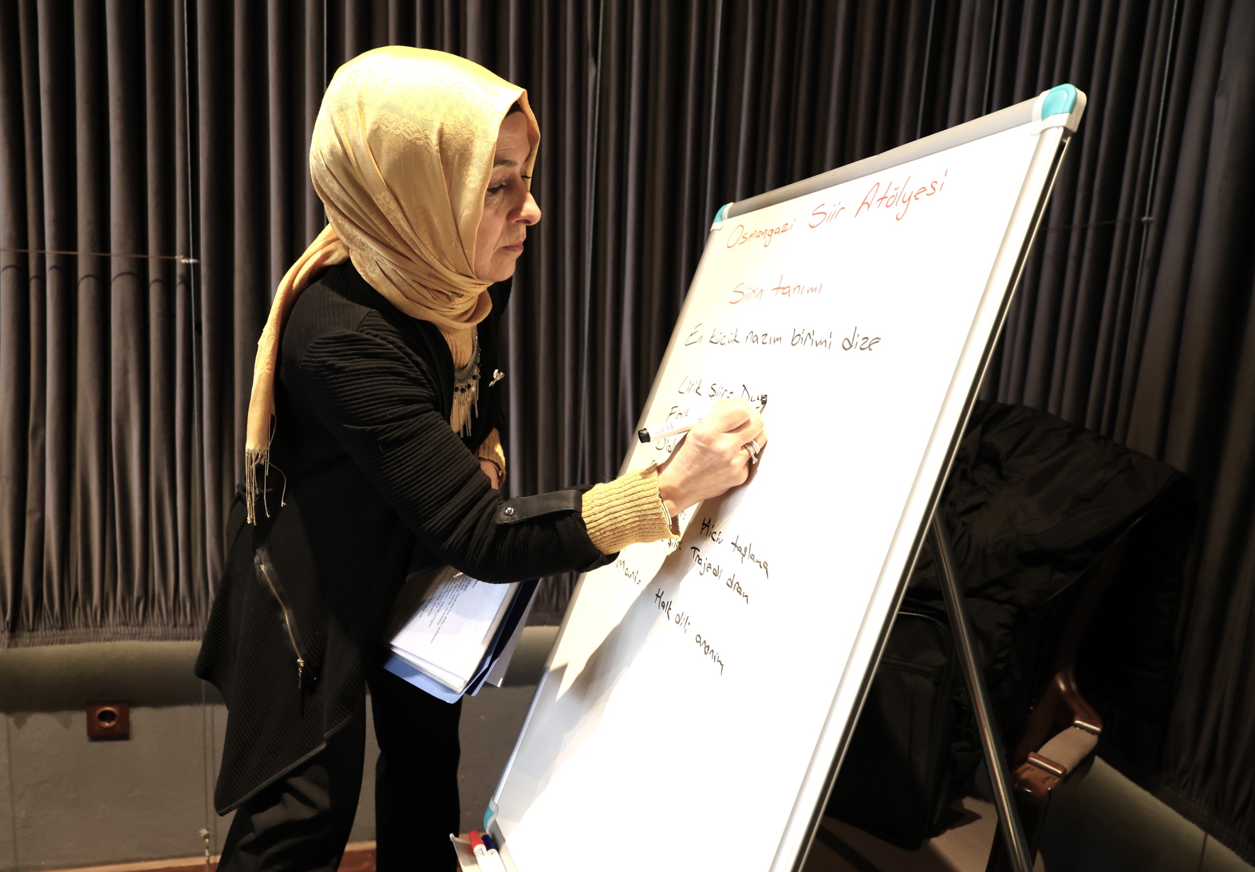 Şiir Yazma Atölyesi (4)