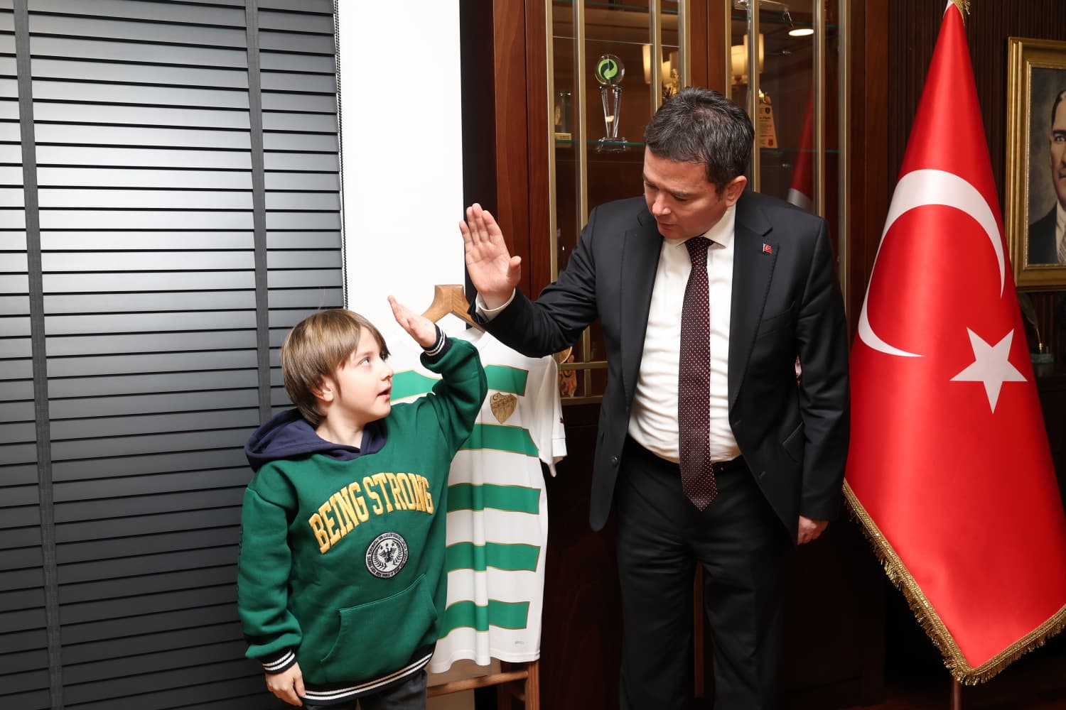 6957A21259Afb850813336