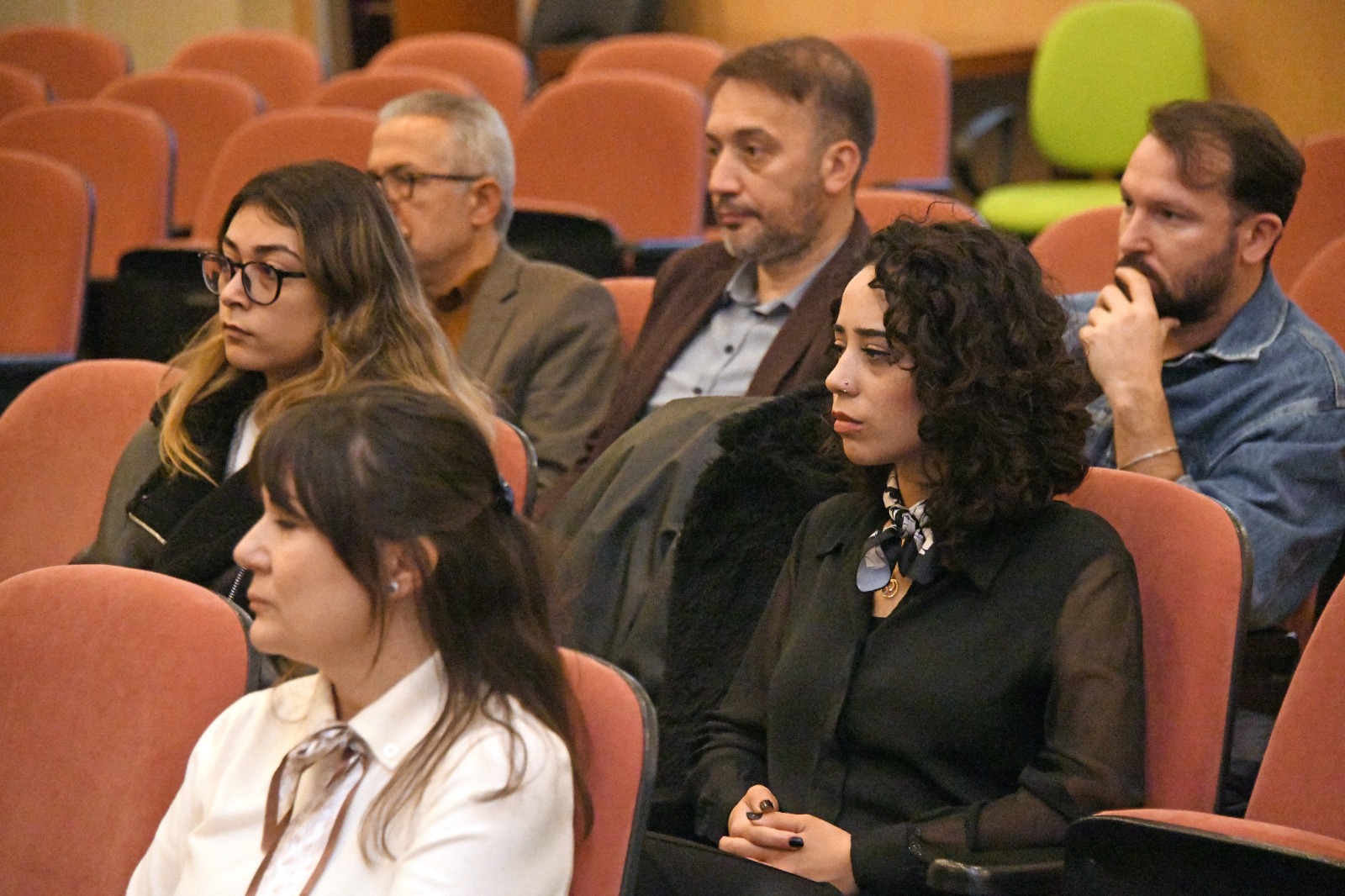 6960Bdc937C9F191407537-1