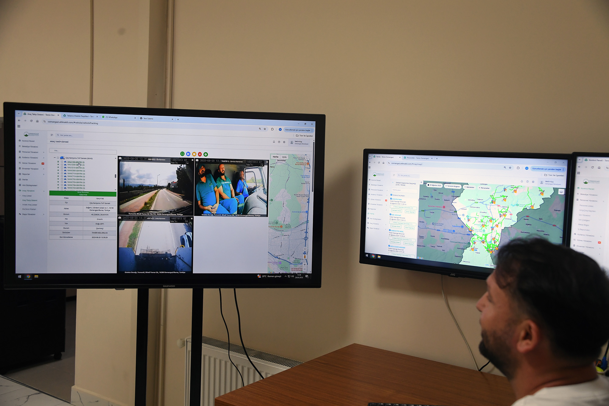 6960Bdcc3D9E8433526025