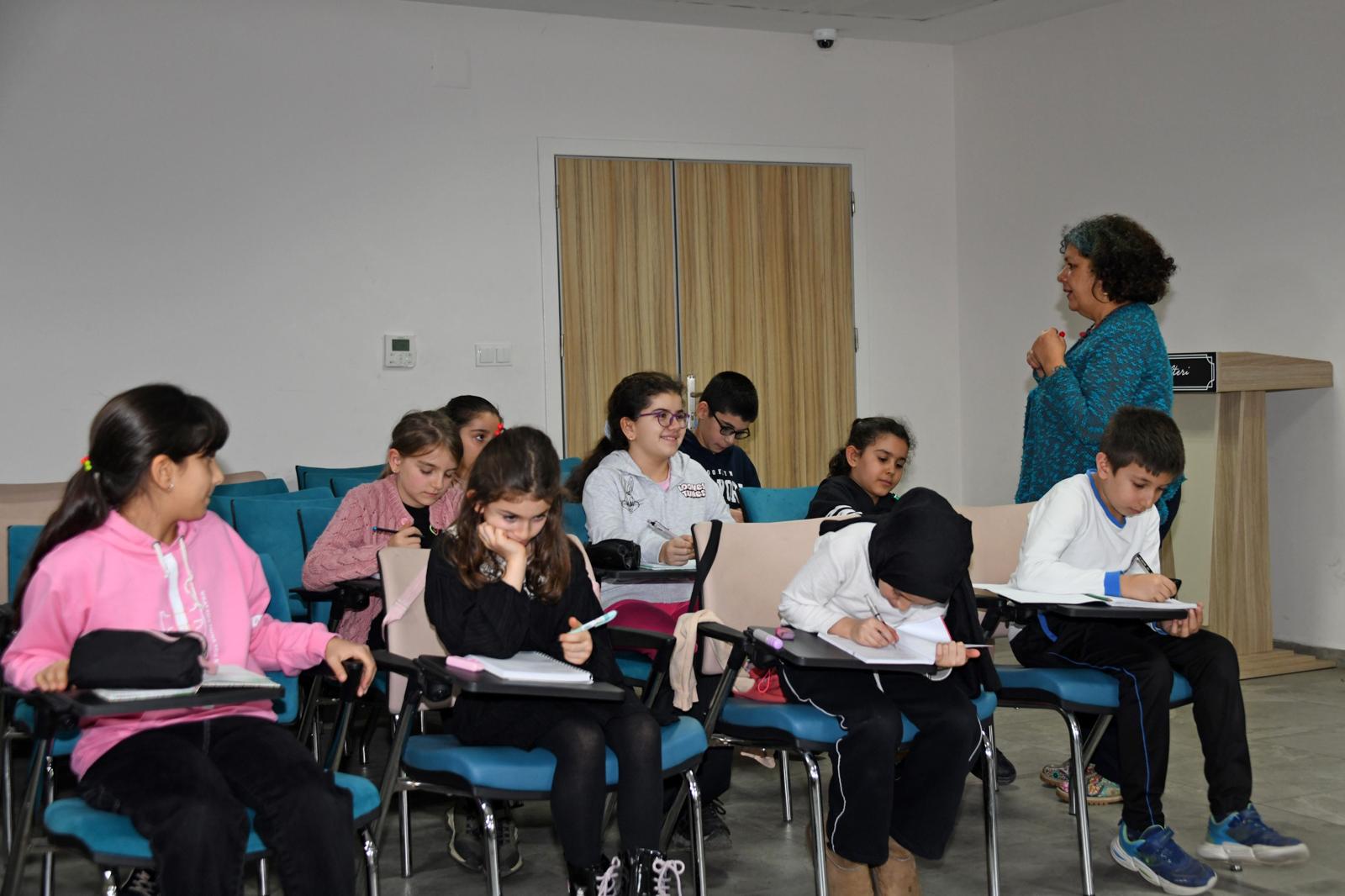 6965E8Db90Ff3569129933