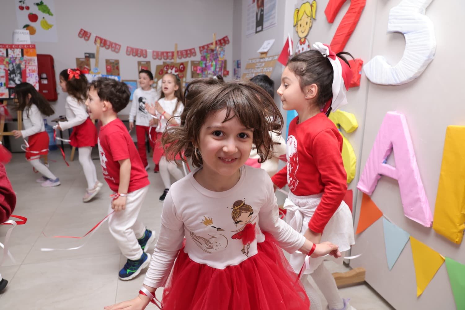 23 Nisan Sevinci (3)