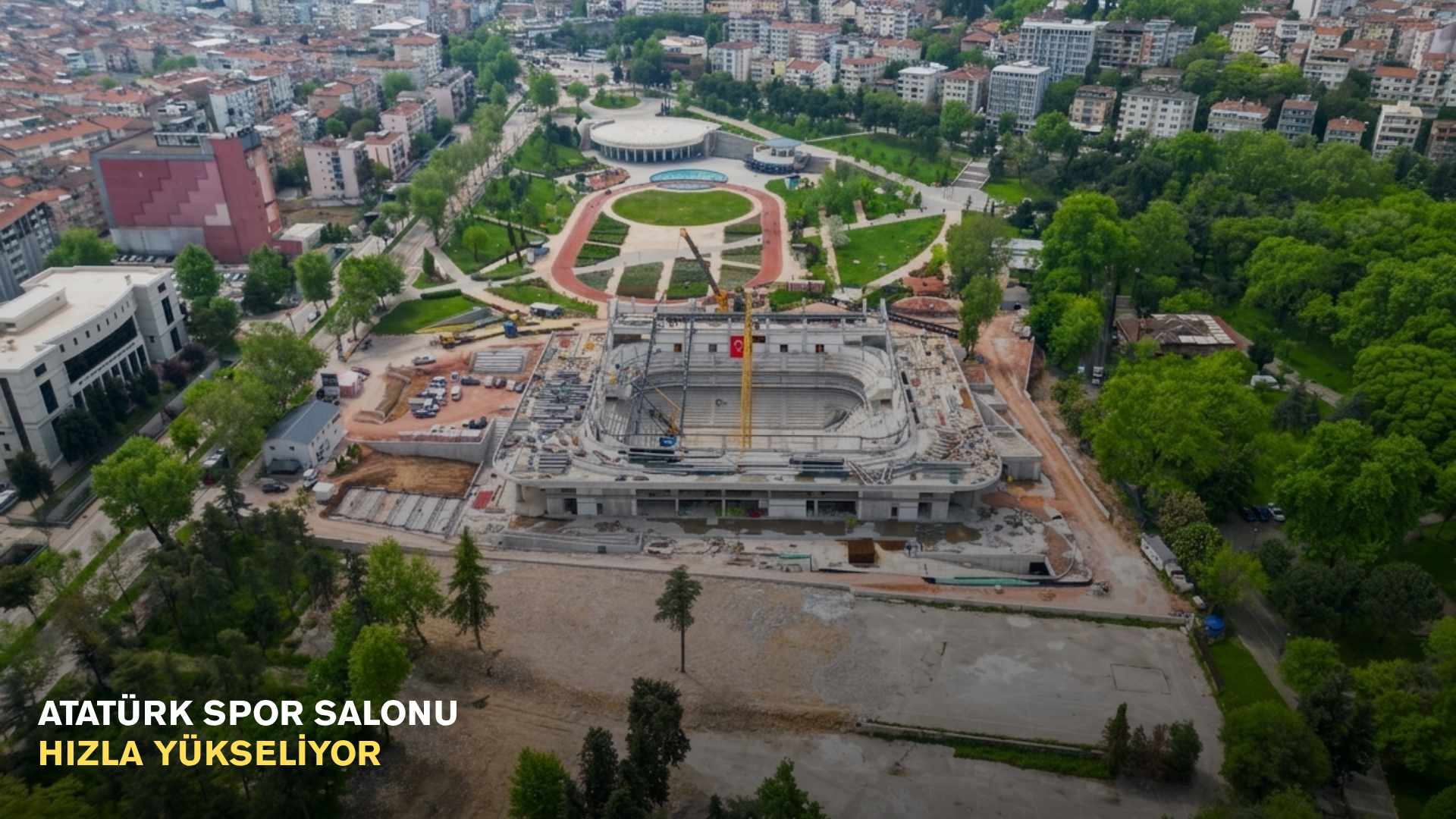 Atatürk Spor Salonu yükseliyor