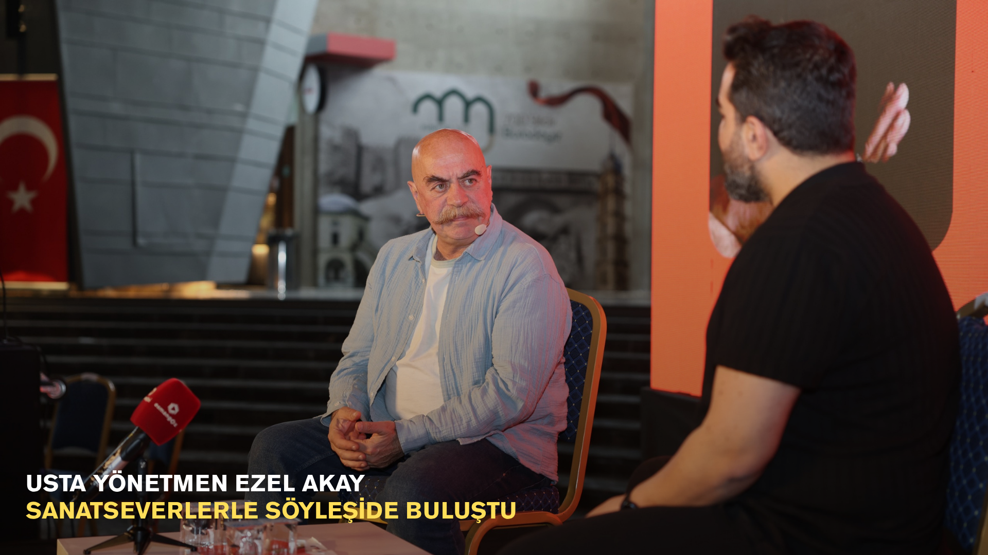 Usta yönetmen Ezel Akay sanatseverlerle söyleşide buluştu