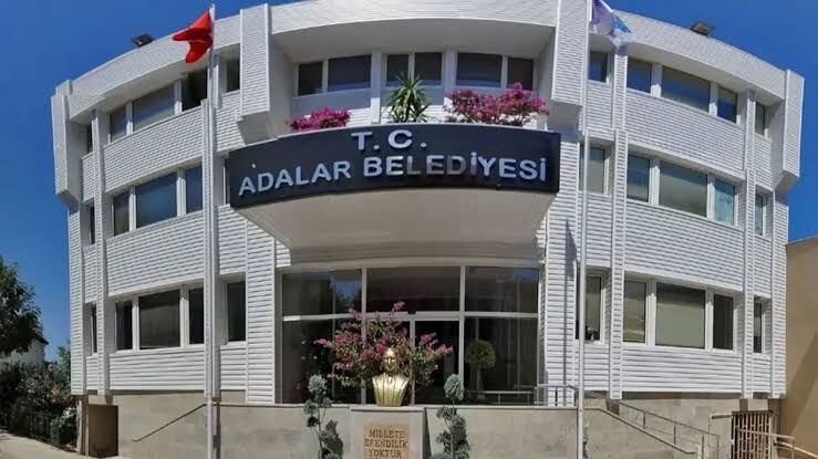 Adalar'da yolsuzluk skandalı