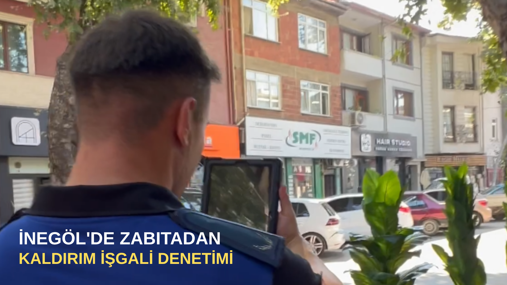 İnegöl'de zabıtadan kaldırım işgali denetimi