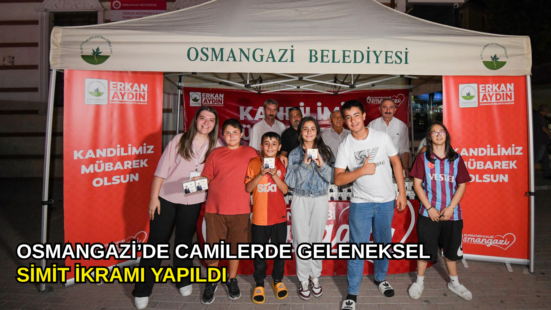 Osmangazi’de camilerde geleneksel simit ikramı yapıldı