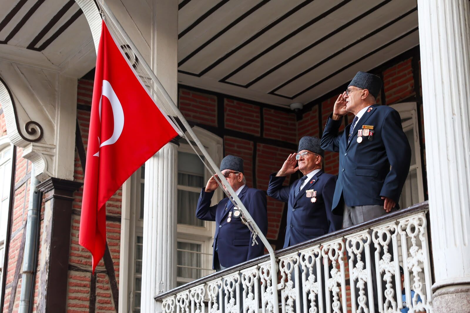 Bursa’da 11 Eylül Coşkusu Tarihi Belediye Binası’nda kutlandı