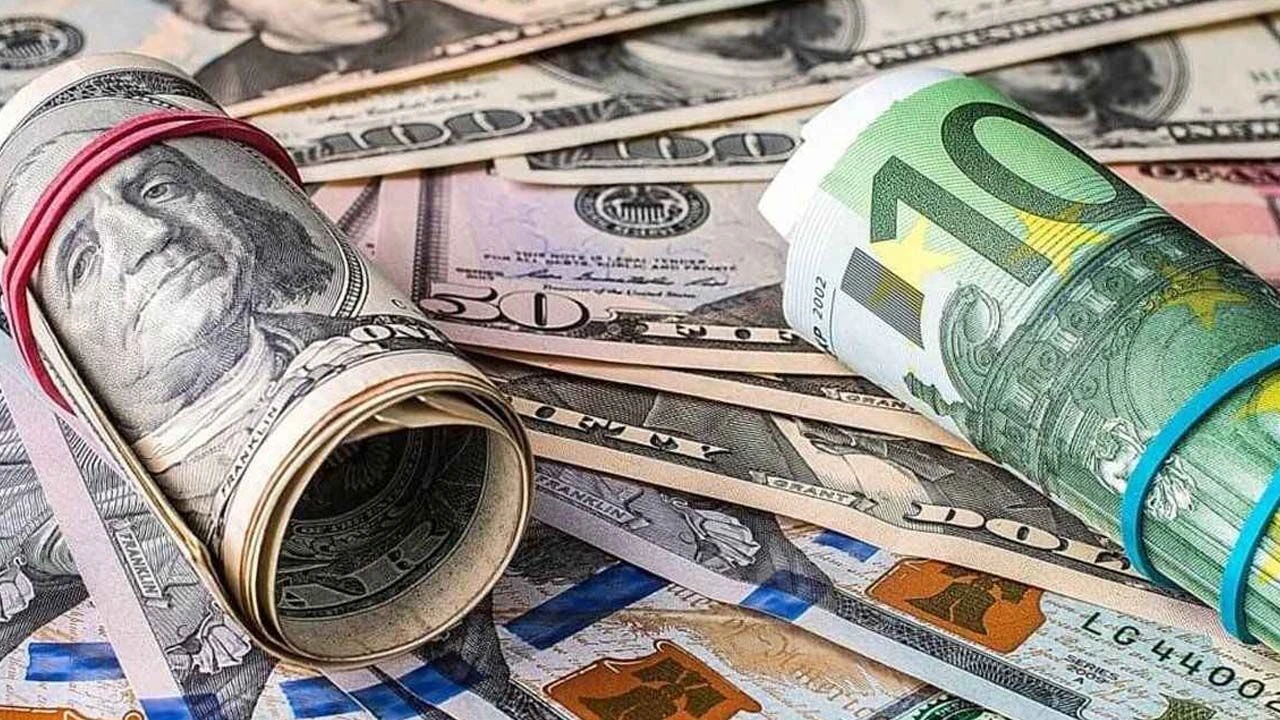 Dolar Yilin Ilk Haftasinda Sasirtti Iste Dolar Euro Ve Sterlinde Son Durum