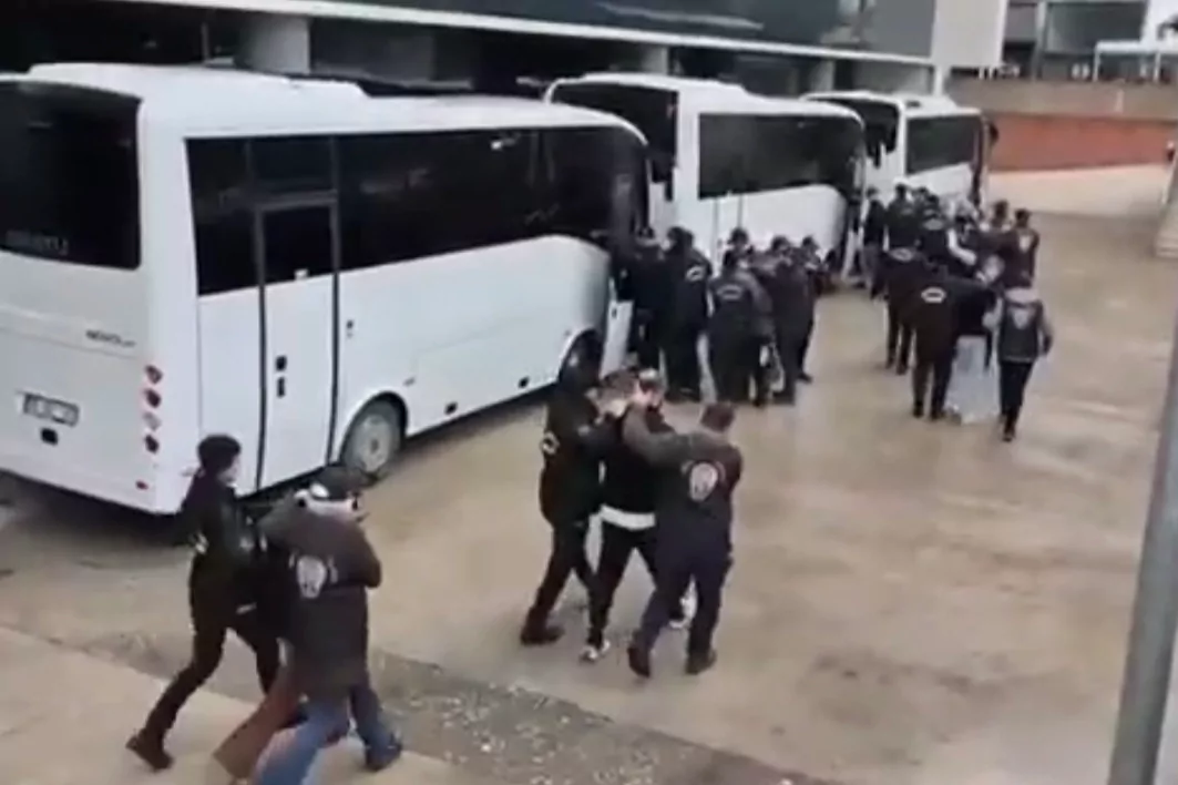 Bursa Da Dev Yasa Disi Bahis Operasyonu 652 Milyon Liralik Hareketlilik Ortaya Cikti 1792222112 453 Large
