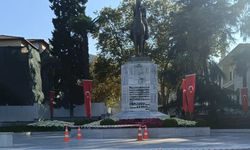 Büyükşehir’den Atatürk Anıtı’na bakım