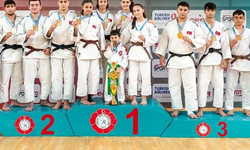 Konya büyükşehir belediyespor judo takımı, 19'da 19 yaparak şampiyon oldu