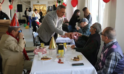 Manisa değerli büyüklerini unutmadı