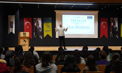 LGS ve YKS adayları için “Kazandıran Taktikler Semineri” düzenlendi