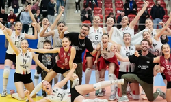 Gölcüklü voleybolcular Play Off'ta