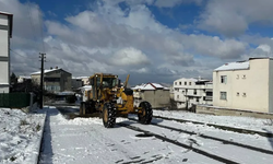 Kocaeli Çayırova’da ekipler kar teyakkuzunda