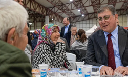 İzmir'de destek ve dayanışmayı büyüyor