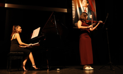 Nilüfer’de yıl sonu konserleri keman ve piyano ile başladı