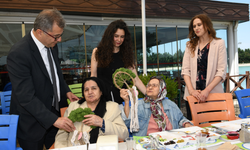 Alzheimer Hastaları İçin Anneler Günü Kutlaması