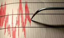 İzmir'de 3.7 büyüklüğünde deprem