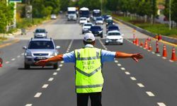 Bayram Trafiğine Sıkı Denetim: 81 İlde Radar, Drone, Gizli Yolcu ve Kısıtlamalar Devrede!
