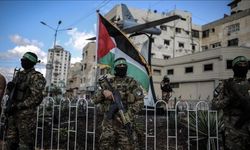 Hamas, Katil İsrail’in aynı aileden 11 kişiyi öldürmesini "planlı bir katliam" olarak niteledi