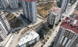 Ankara'da toprak kayması: 17 katlı bina boşaltıldı