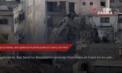 İşgalci İsrail, Batı Şeria’da Filistinlilere ait 2 katlı evi yıktı