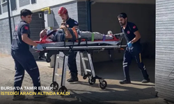 Bursa'da tamir etmek istediği aracın altında kaldı