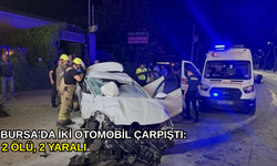 Bursa'da iki otomobil çarpıştı: 2 ölü, 2 yaralı