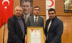 Bursa Eğitim Camiasından Kızılay'a Rekor Destek