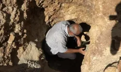 Evinin altından komşuya define tüneli çıktı!