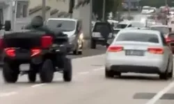 Bursa’da trafikte tehlikeli hareketler! ATV ile drift ve makas kamerada