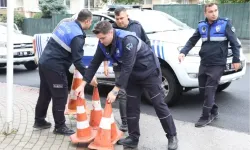 Bursa’da ekipler harekete geçti! Kaldırımlardaki engeller kaldırıldı