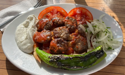 Bursa’da köftesi gündem olan işletme konuştu! “Biz üretmiyoruz”