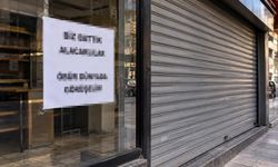 Bursa’da kepenk kapatan esnaftan dikkat çeken mesaj