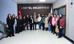 Bursa’da kadın muhtarlardan Başkan Ferhat Erol’a teşekkür ziyareti
