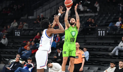 Anadolu Efes, TOFAŞ'ı potaladı!