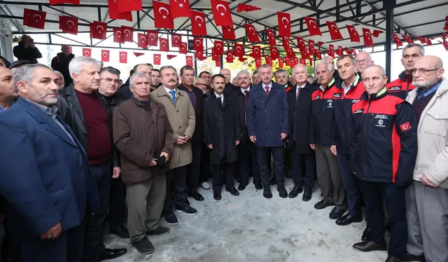 Karamürsel Çamçukur Cami aualarla açıldı