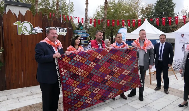 Milas zeytin hasat şenliği'nde "Gelenekten Geleceğe" defilesi