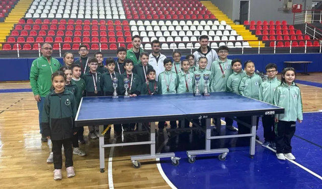 Konya Karatay Belediyespor'dan çifte başarı