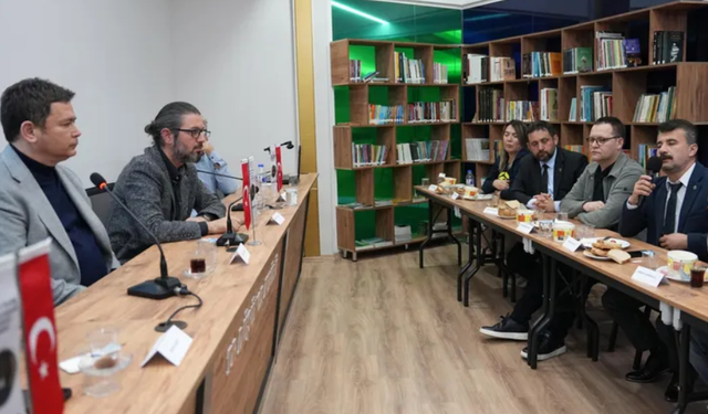 Başkan Erkan Aydın TR Düşünce Kulübü'ne konuk oldu