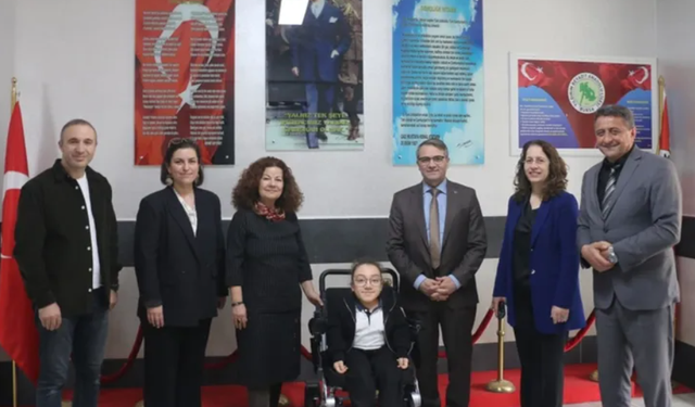 Bursa Yıldırım’da lise öğrencisinin akülü araç sevinci